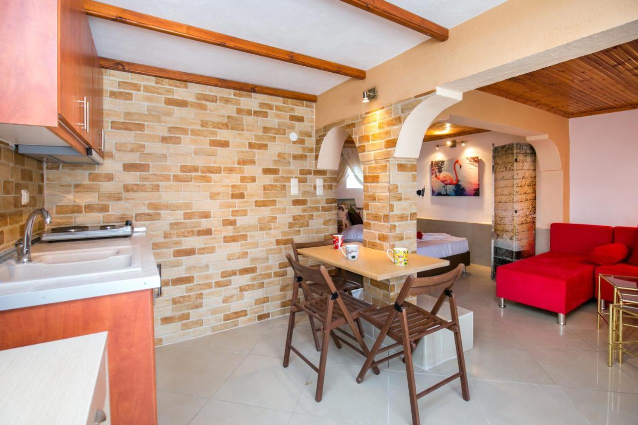 Villa Elpis 2 ลิเมนาเรีย ภายนอก รูปภาพ