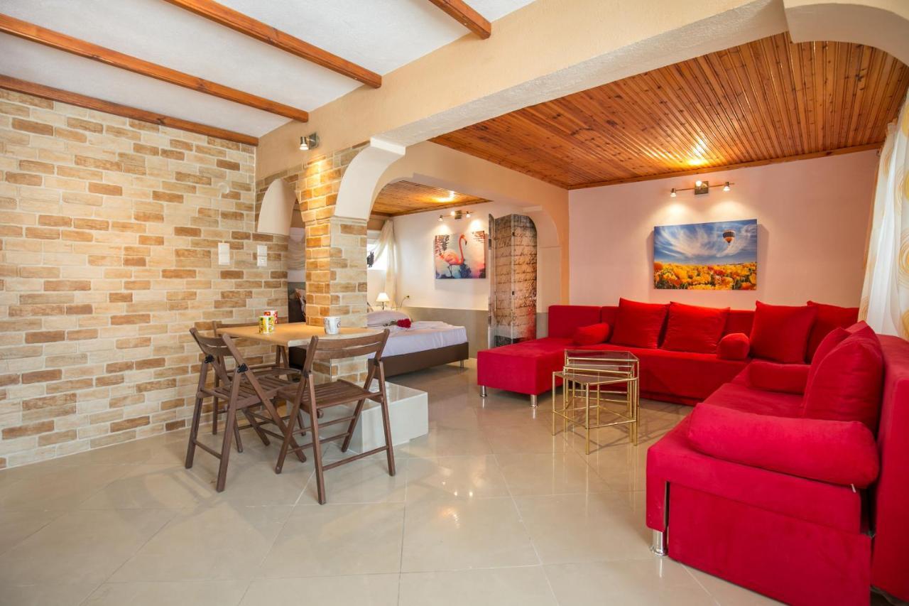 Villa Elpis 2 ลิเมนาเรีย ภายนอก รูปภาพ